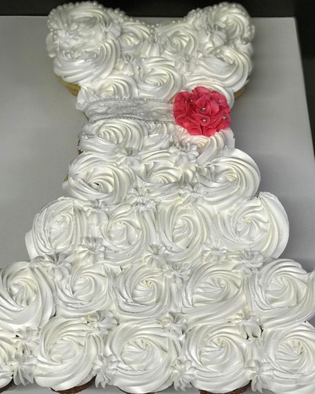 Azucar Bakery